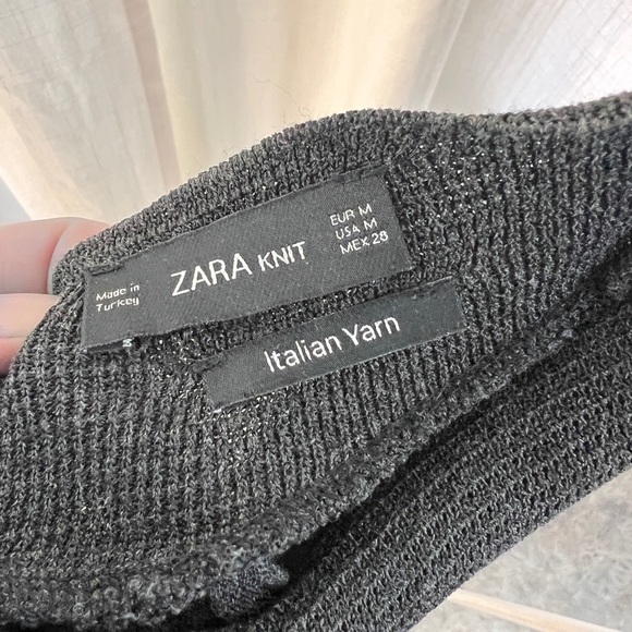 Pleated Zara midi skirt - Picture 2 of 7